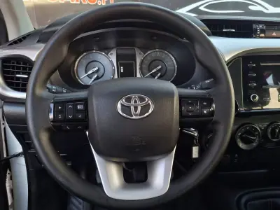 Toyota Hilux 2022 - 35900 EUR, 180417 km - AUTO.MOTO.pt - 180417km - foto 8 de 15