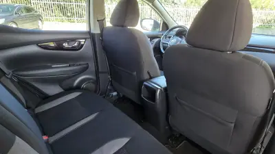 Nissan Qashqai 2019 - 18990 EUR, 110000 km - AUTO.MOTO.pt - 110000km - foto 26 de 31