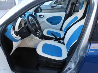 Smart ForFour 2017 - 9500 EUR, 107872 km - 107872km - foto 12 de 14