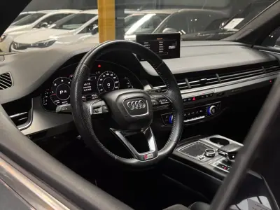 Audi Q7 2019 - 49990 EUR, 139800 km - AUTO.MOTO.pt - 139800km - foto 11 de 31