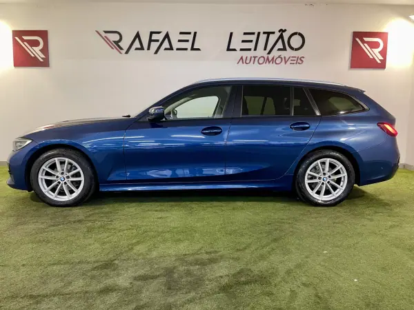 BMW 318 2022 - 24750 EUR, 141000 km - AUTO.MOTO.pt - 141000km - foto 5 de 42