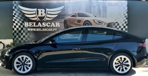Tesla Model 3 2022 - 29950 EUR, 30000 km - AUTO.MOTO.pt - 30000km - foto 3 de 19