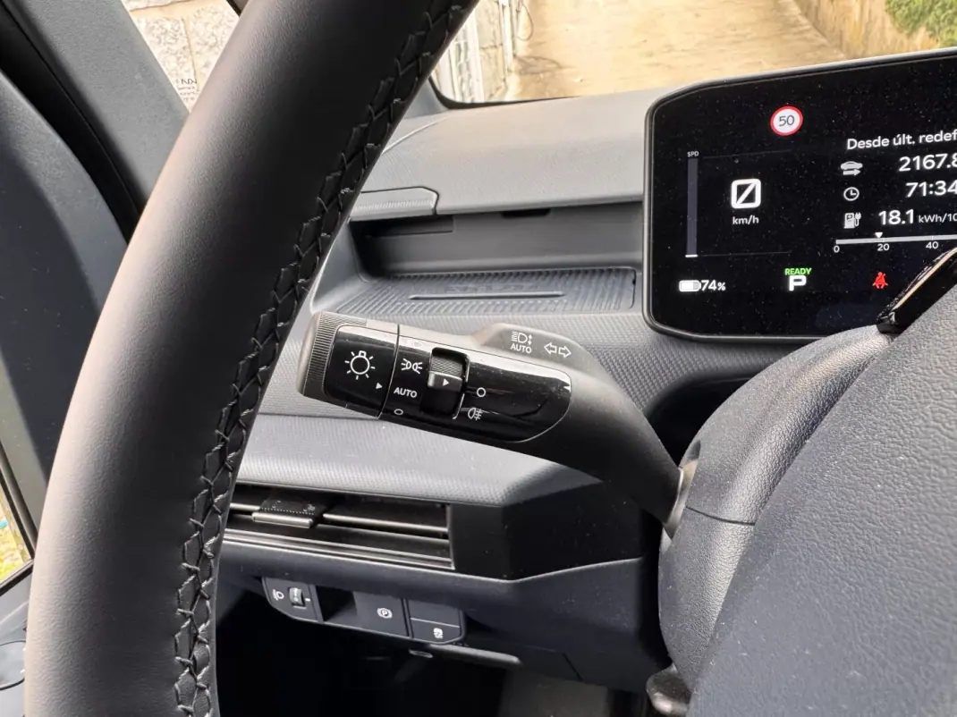 2026 - 36500 EUR, 4216 km - AUTO.MOTO.pt - 4216km - foto 13 de 23