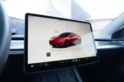 Tesla Model 3 2022 - 32900 EUR, 57000 km - AUTO.MOTO.pt - 57000km - foto 12 de 26