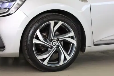 Renault Clio 2023 - 15950 EUR, 52147 km - AUTO.MOTO.pt - 52147km - foto 14 de 45