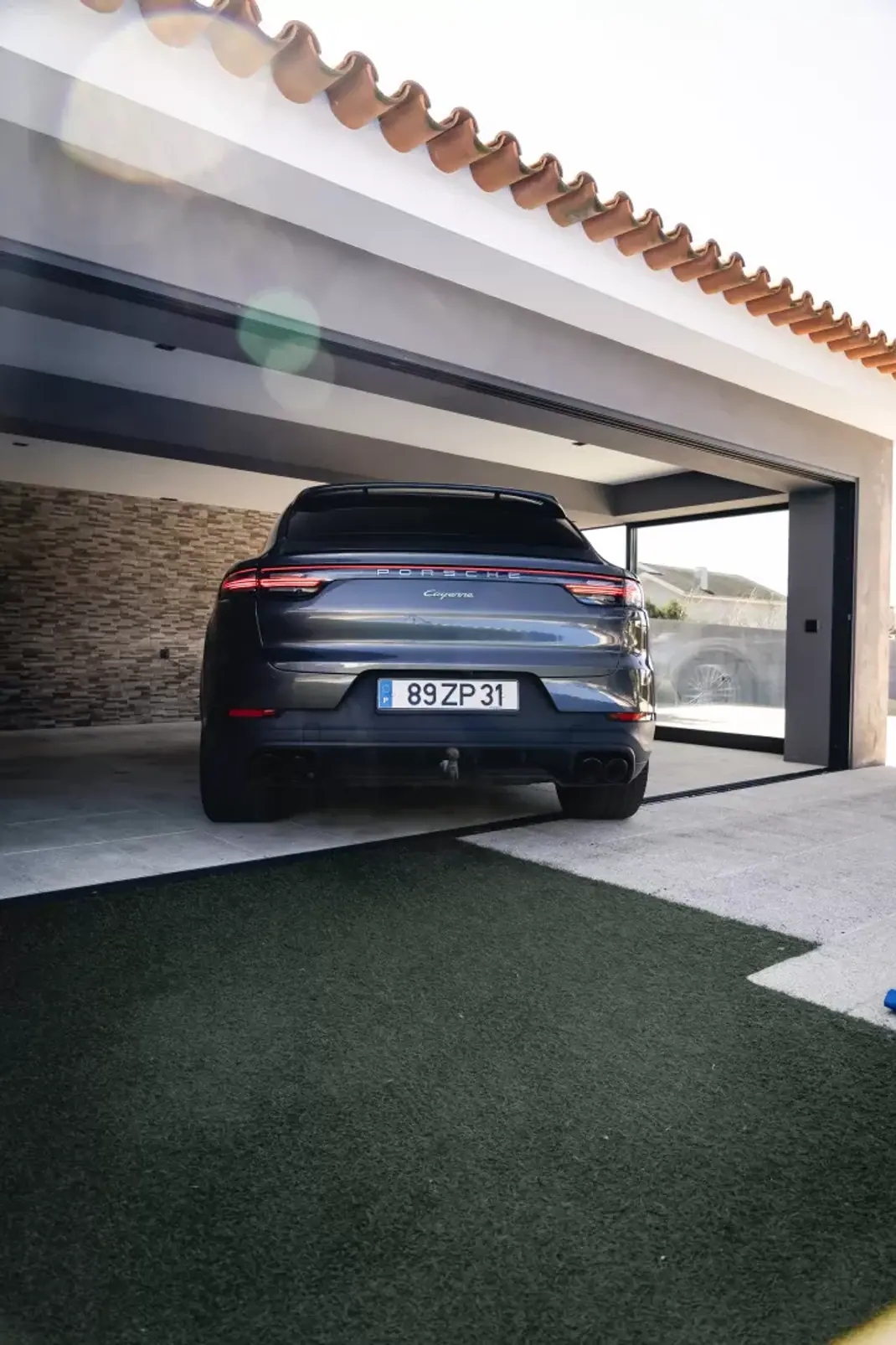 Porsche Cayenne Coupé 2019 - 62900 EUR, 253000 km - AUTO.MOTO.pt - 253000km - foto 23 de 40