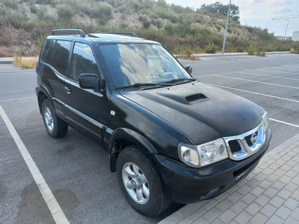 Nissan Terrano II 2000 - 8000 EUR, 290000 km - 290000km - foto 2 de 13