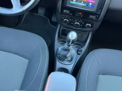 Dacia Duster 2018 - 12900 EUR, 131000 km - AUTO.MOTO.pt - 131000km - foto 31 de 31