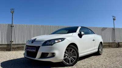 Renault Mégane Cabrio 2012 - 11800 EUR, 182000 km - AUTO.MOTO.pt - 182000km - foto 2 de 38