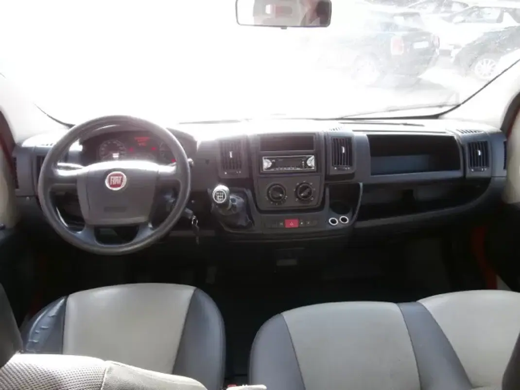 Fiat 2014 - 17000 EUR, 238159 km - AUTO.MOTO.pt - 238159km - foto 12 de 24