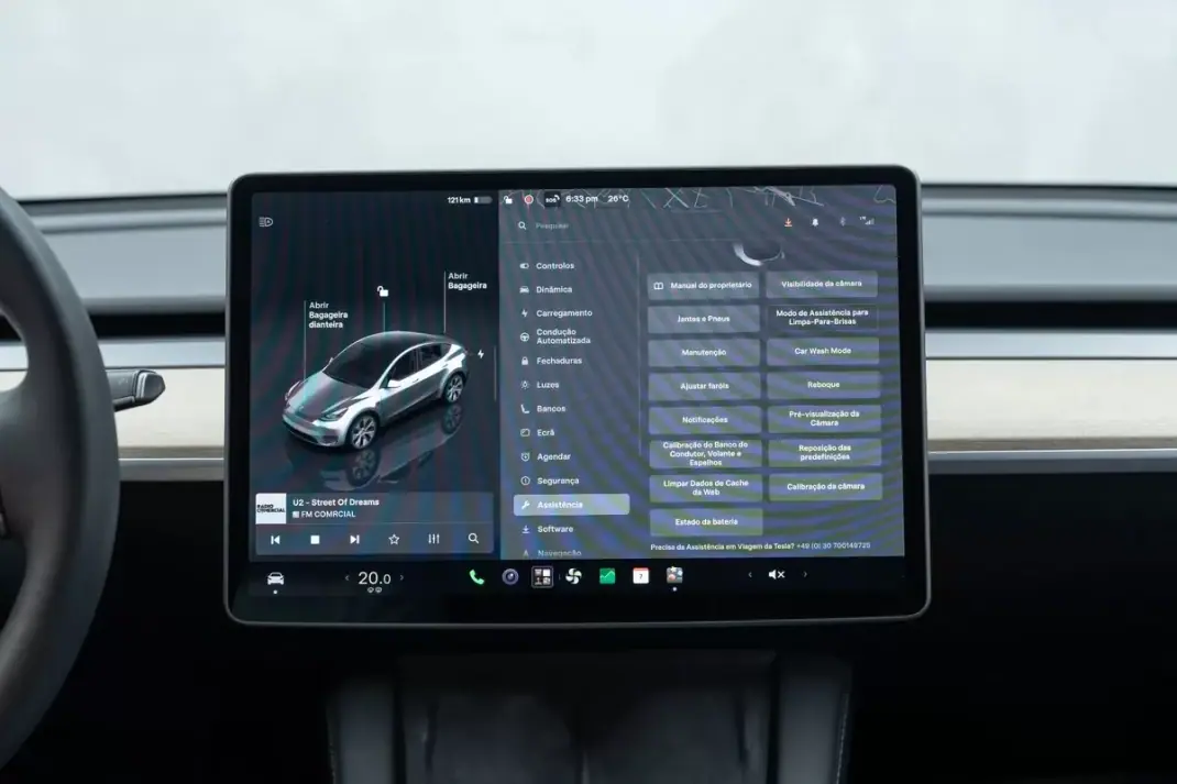 Tesla Model Y 2023 - 35950 EUR, 57000 km - 57000km - foto 40 de 49