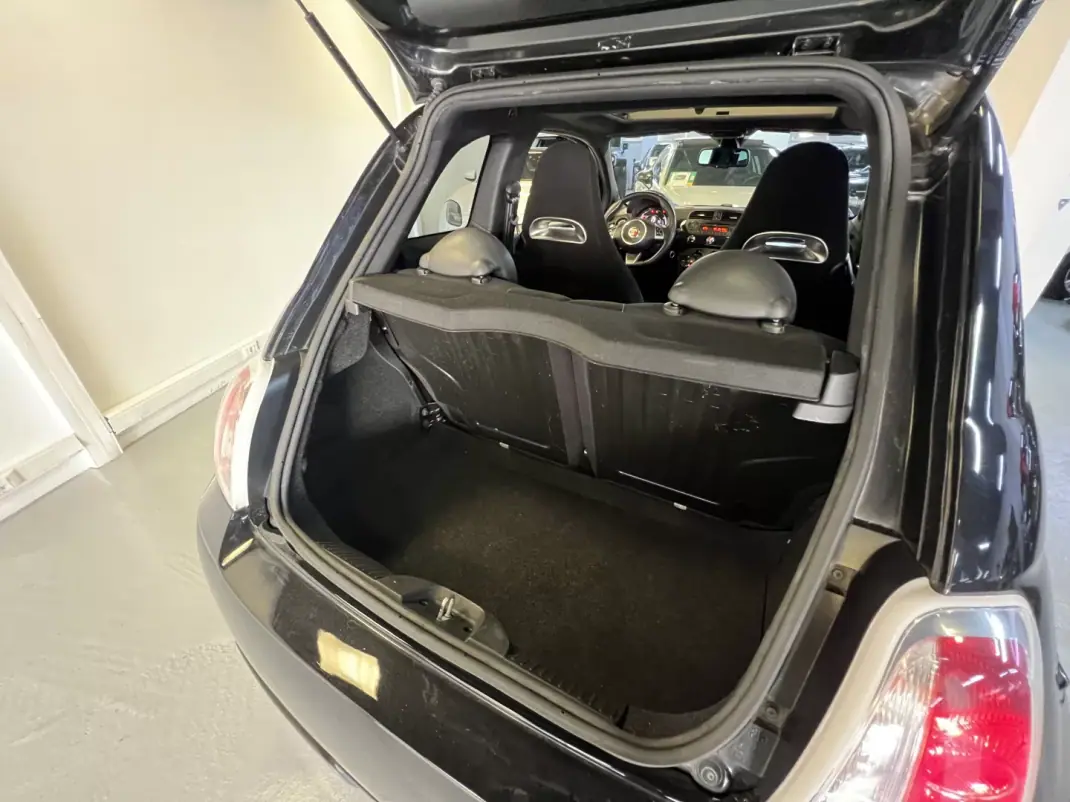 Abarth 500 2016 - 15990 EUR, 90000 km - 90000km - foto 47 de 48