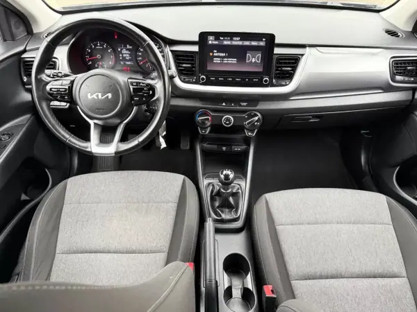 Kia Stonic 2021 - 11900 EUR, 126100 km - AUTO.MOTO.pt - 126100km - foto 22 de 28