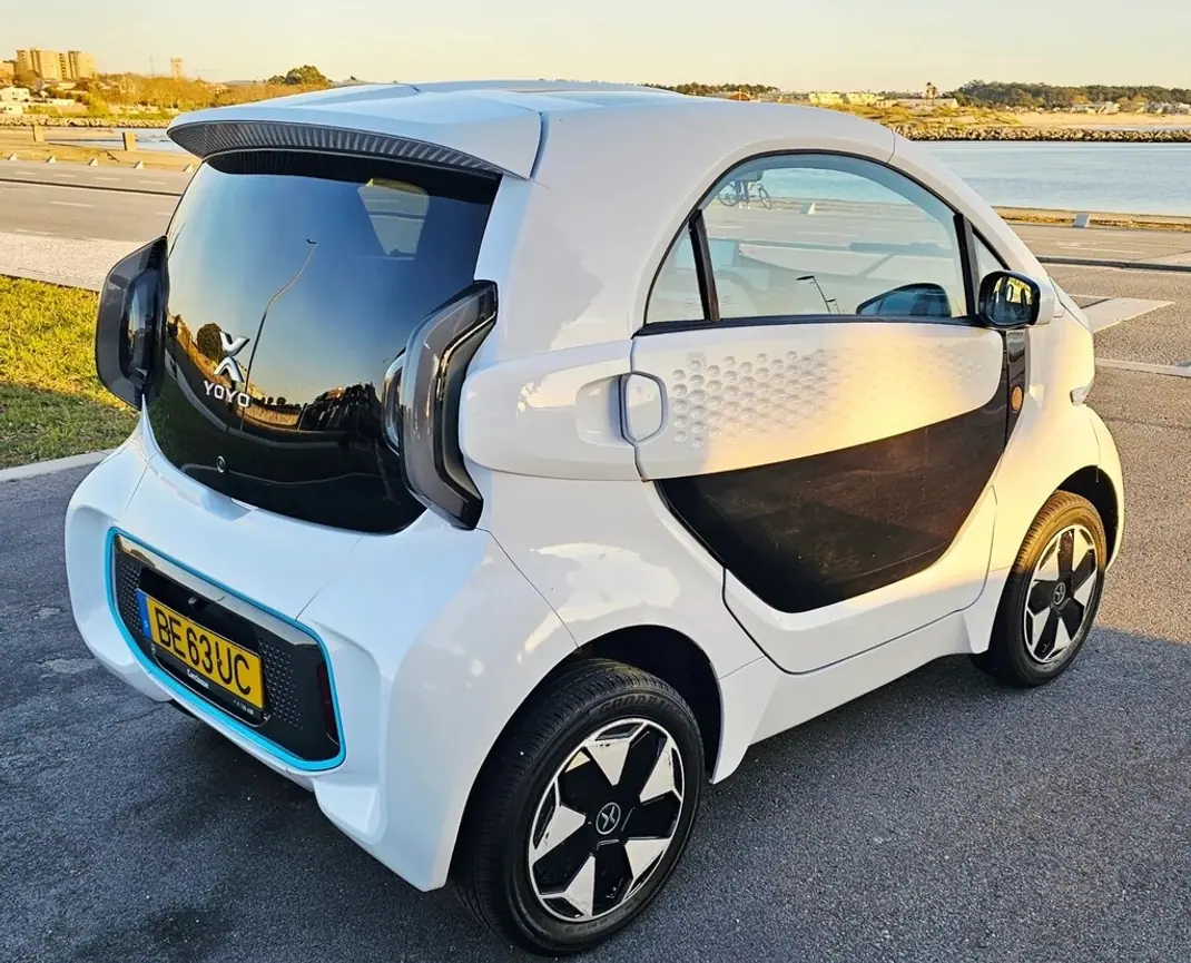 XEV Yoyo 2023 - 10000 EUR, 15500 km - AUTO.MOTO.pt - 15500km - foto 2 de 2