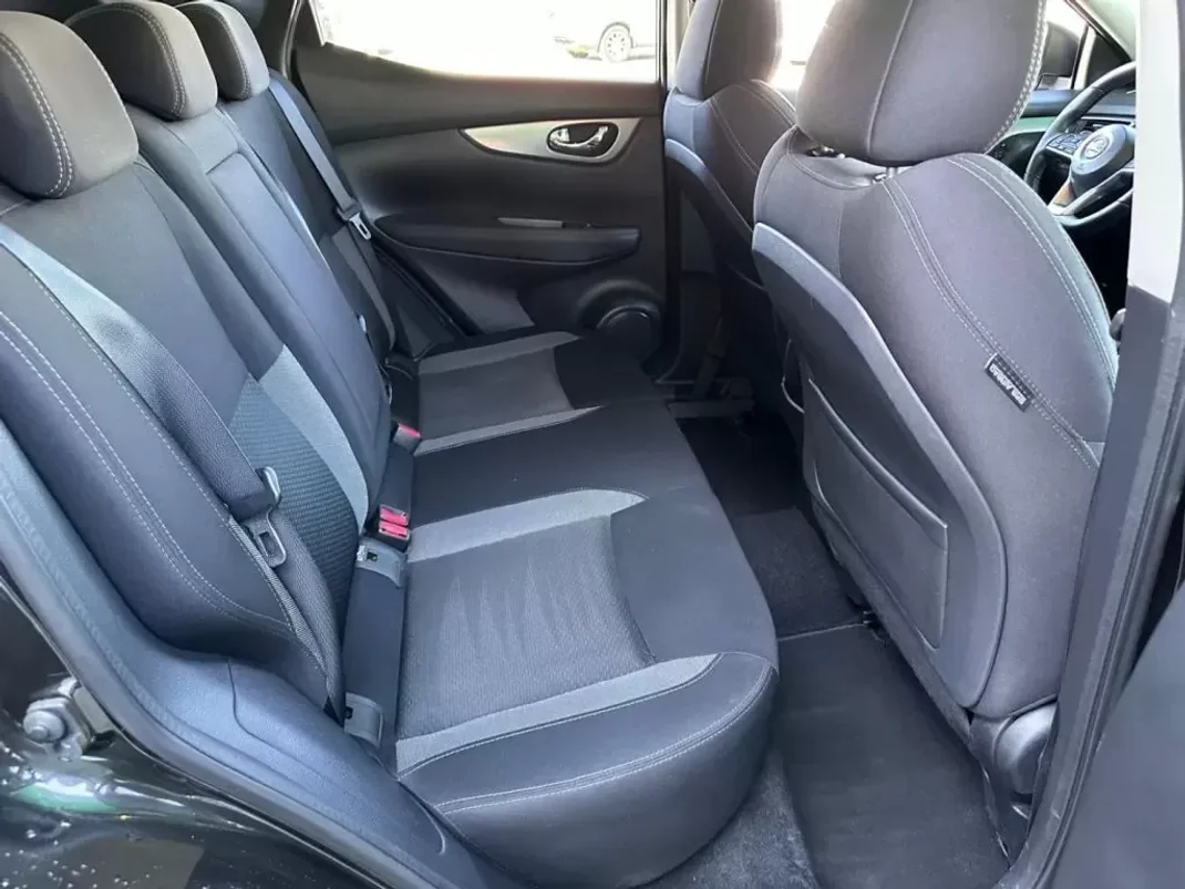 Nissan Qashqai 2018 - 19500 EUR, 84967 km - AUTO.MOTO.pt - 84967km - foto 10 de 18