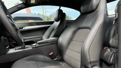 Mercedes-Benz E 250 2010 - 18500 EUR, 0 km - AUTO.MOTO.pt - foto 42 de 56