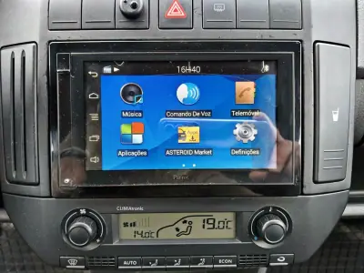 Volkswagen Polo 2009 - 6600 EUR, 174602 km - AUTO.MOTO.pt - 174602km - foto 16 de 24