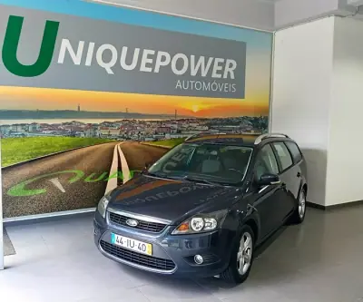 Ford Focus SW 2010 - 5990 EUR, 112000 km - AUTO.MOTO.pt - 112000km - foto 9 de 51