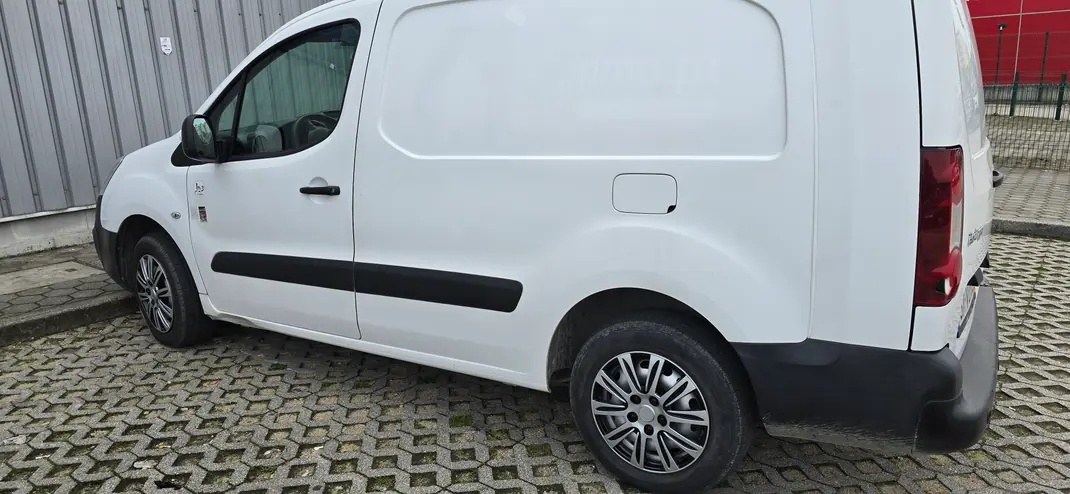 Citroën Berlingo 2018 - 8000 EUR, 175000 km - 175000km - foto 11 de 13