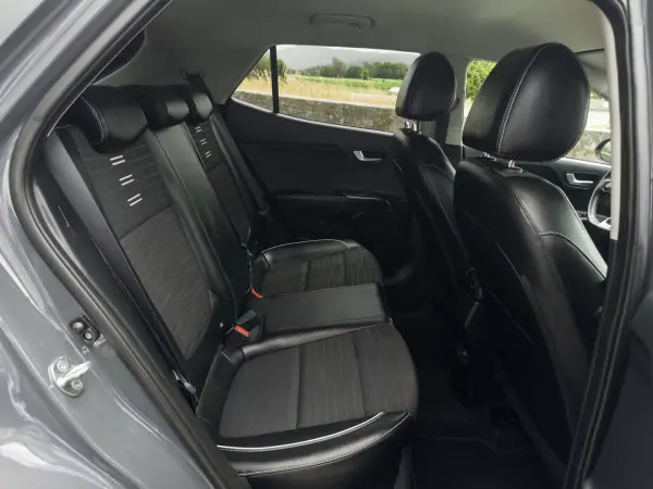 Kia Stonic 2022 - 16990 EUR, 83000 km - AUTO.MOTO.pt - 83000km - foto 41 de 42