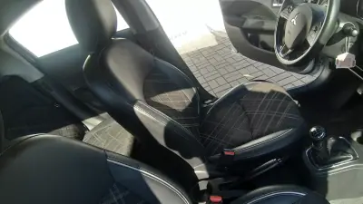 Mitsubishi Space Star 2020 - 11450 EUR, 50000 km - AUTO.MOTO.pt - 50000km - foto 5 de 28