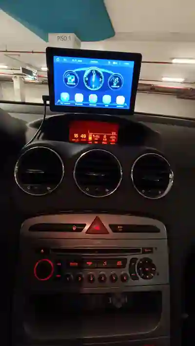 Peugeot 308 SW 2009 — foto 4 de 8