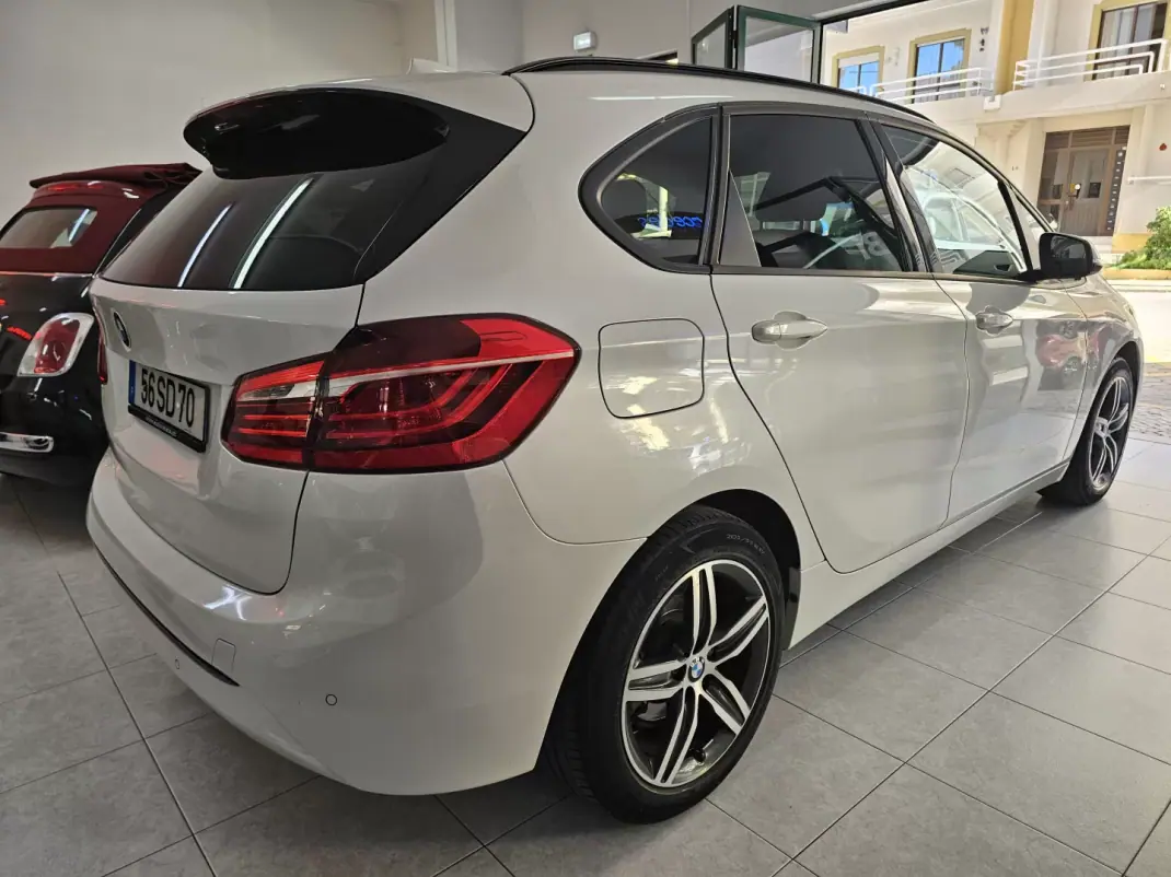 BMW 218 Active Tourer 2015 - 18300 EUR, 105000 km - AUTO.MOTO.pt - 105000km - foto 37 de 39