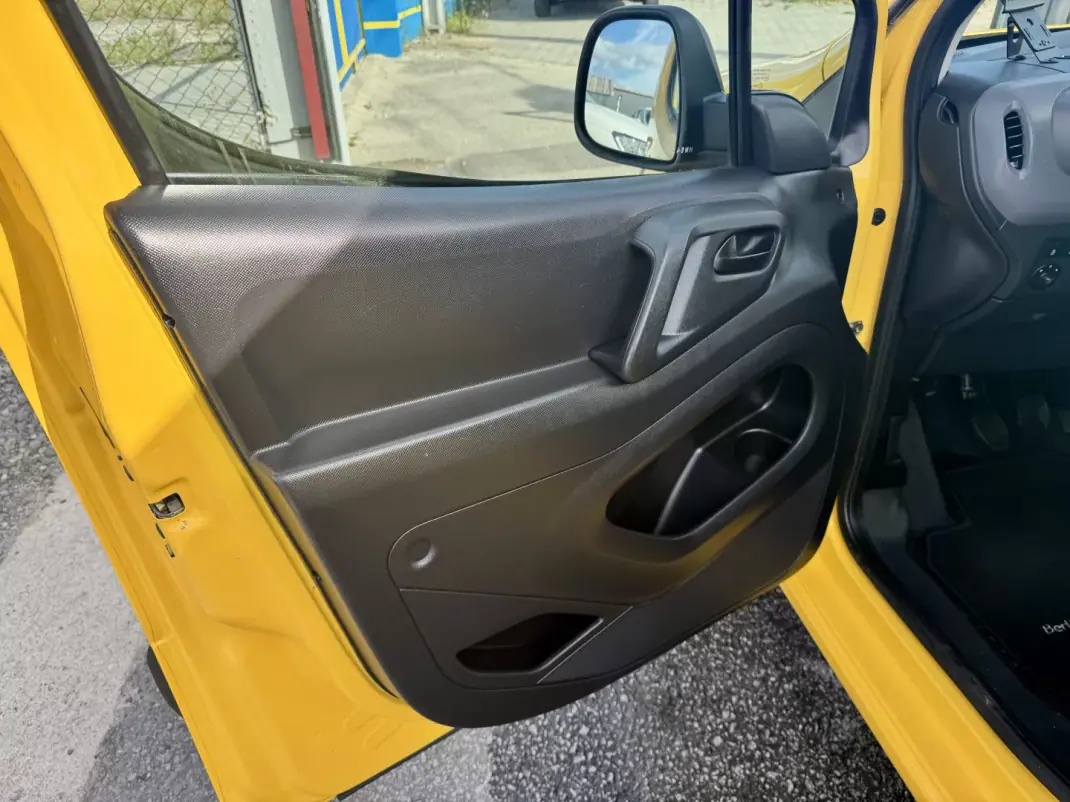 Citroën Jumpy 2017 - 10950 EUR, 103905 km - 103905km - foto 12 de 21