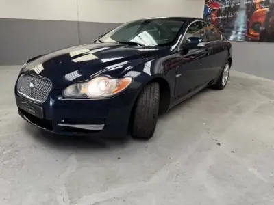 Jaguar XF 2009 - 11999 EUR, 187000 km - AUTO.MOTO.pt - 187000km - foto 2 de 8