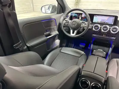 Mercedes-Benz GLA 250 2022 - 34950 EUR, 15821 km - AUTO.MOTO.pt - 15821km - foto 13 de 47