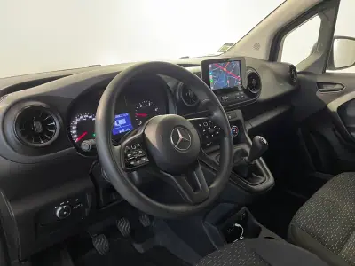 Mercedes-Benz 2022 - 17750 EUR, 45000 km - AUTO.MOTO.pt - 45000km - foto 2 de 28