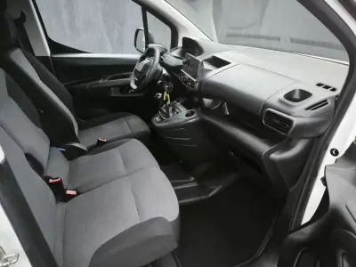 Peugeot Partner 1.5 BlueHDI Longa c/Barras Tejadilho 2020 - 13950 EUR, 114372 km - AUTO.MOTO.pt - 114372km - foto 21 de 44