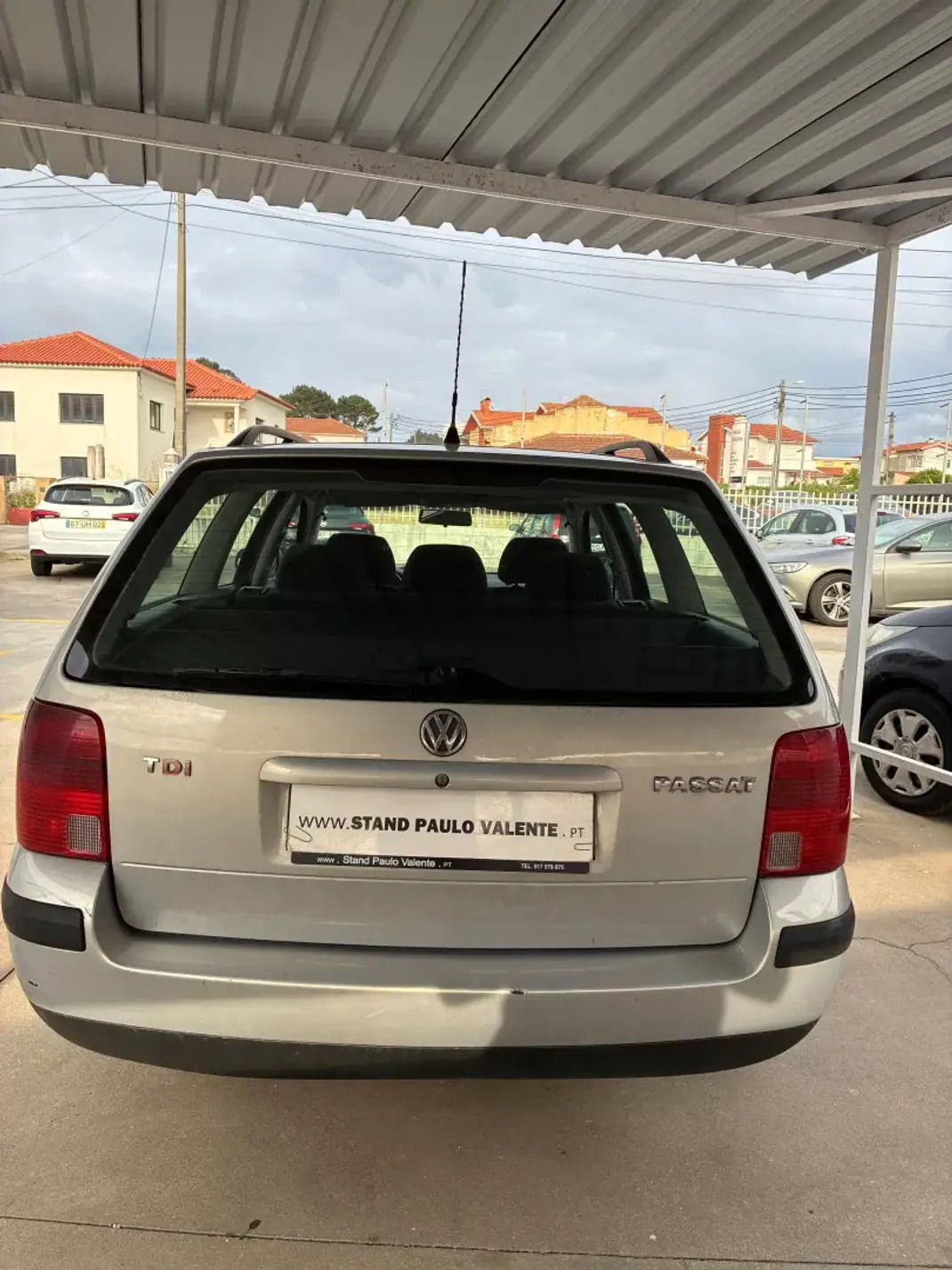 Volkswagen Passat Variant 2000 - 1999 EUR, 500000 km - AUTO.MOTO.pt - 500000km - foto 5 de 20