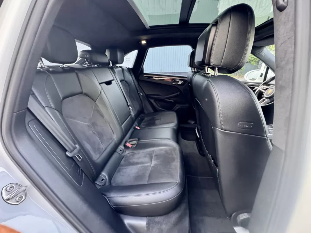 Porsche Macan 2016 - 45990 EUR, 132000 km - AUTO.MOTO.pt - 132000km - foto 29 de 34