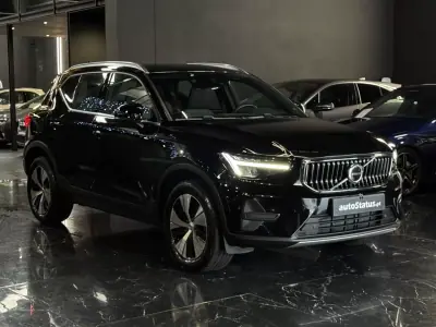 Volvo XC 40 2023 - 33490 EUR, 72063 km - AUTO.MOTO.pt - 72063km - foto 4 de 35