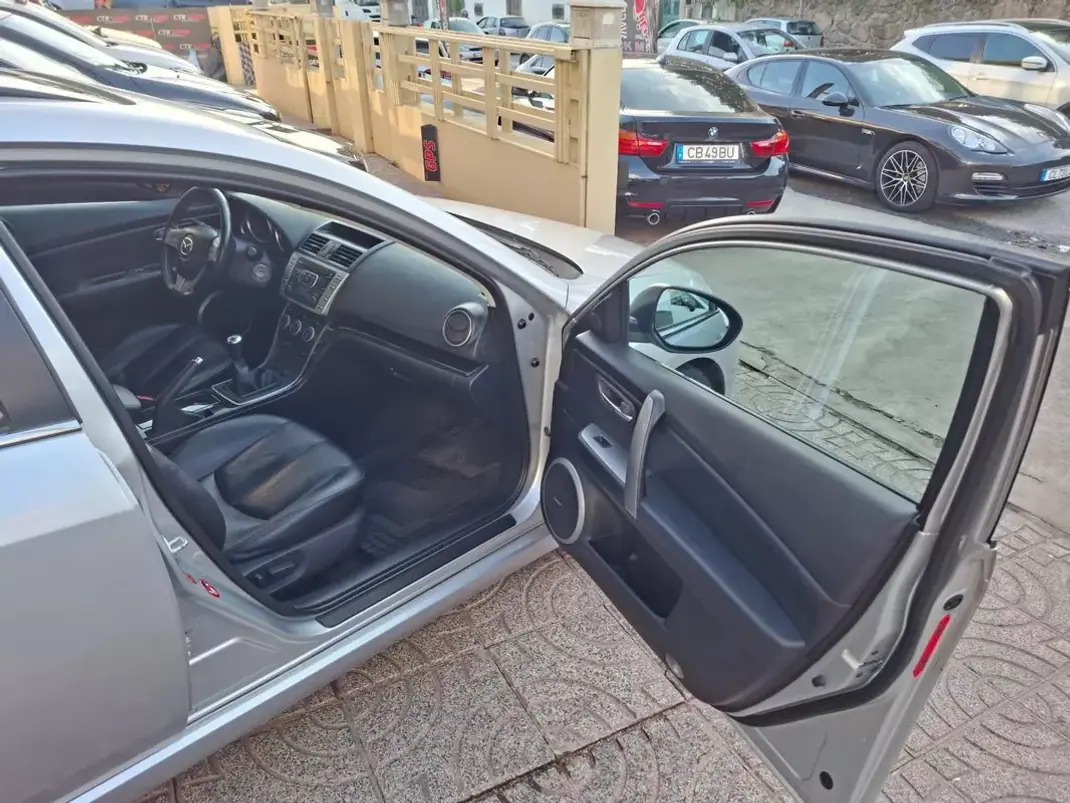 Mazda 6 2009 - 6900 EUR, 230000 km - 230000km - foto 23 de 34