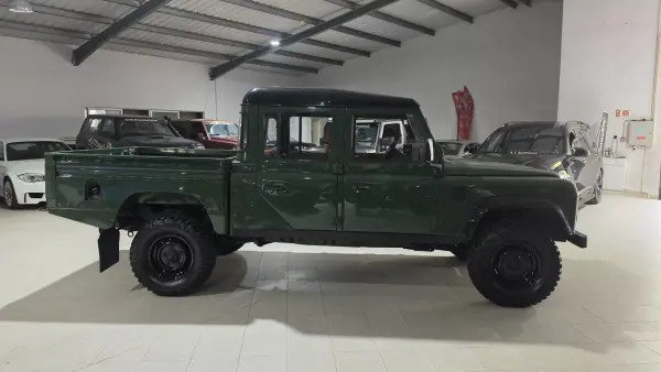 Land Rover Defender 1999 - 44500 EUR, 362319 km - AUTO.MOTO.pt - 362319km - foto 10 de 36