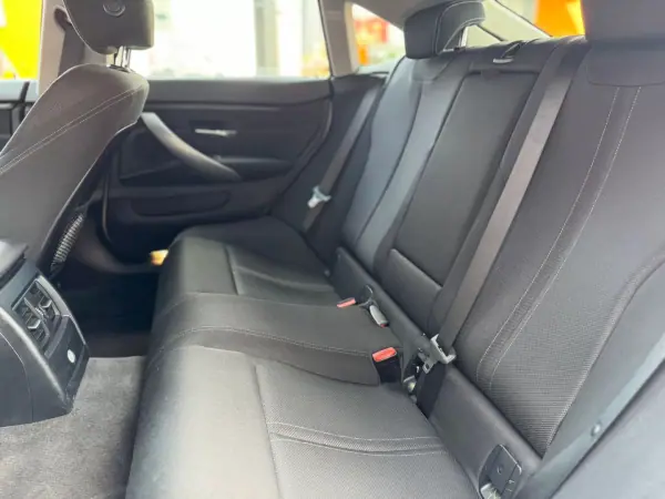 BMW 418 Gran Coupé 2018 - 18900 EUR, 218060 km - AUTO.MOTO.pt - 218060km - foto 21 de 25