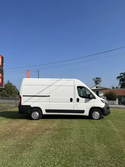 Peugeot Boxer 2020 - 16900 EUR, 186000 km - foto 4 de 17
