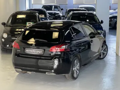 Peugeot 308 2019 - 10990 EUR, 130000 km - 130000km - foto 13 de 38