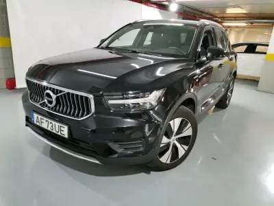 Volvo XC 40 2021 - 25990 EUR, 84341 km - AUTO.MOTO.pt - 84341km - foto 3 de 9
