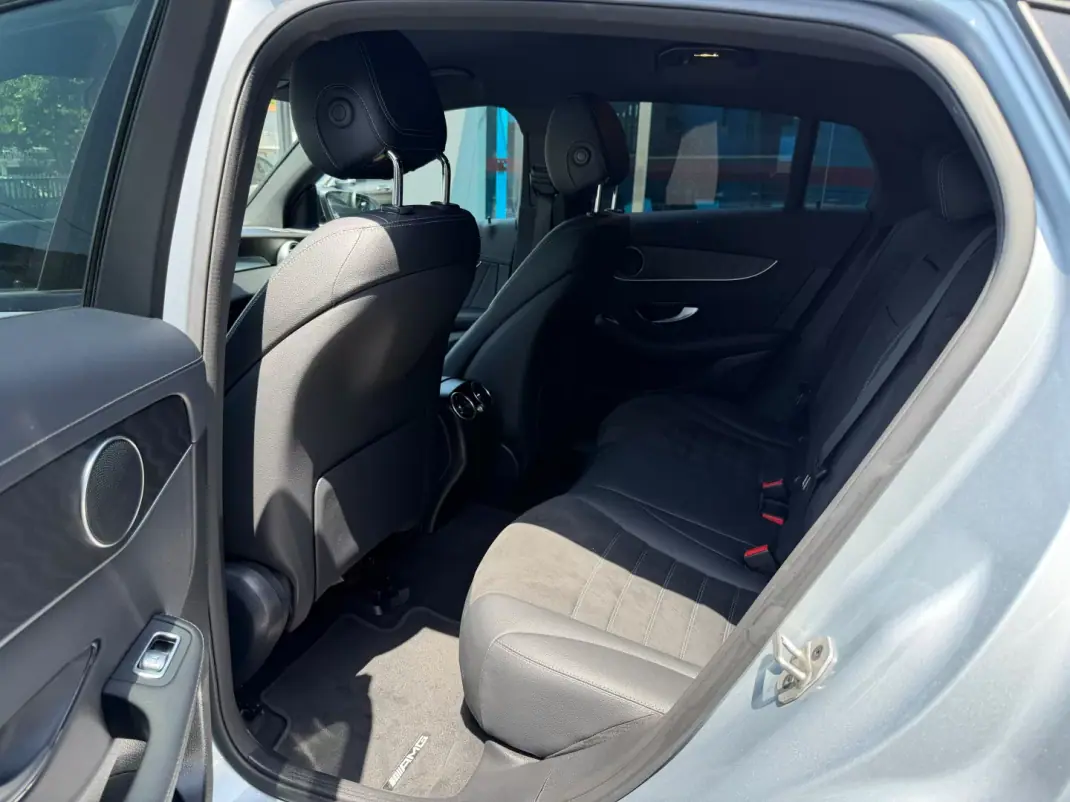 Mercedes-Benz GLC 300 2021 - 49900 EUR, 78000 km - 78000km - foto 13 de 15