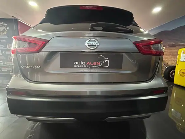 Nissan Qashqai 2019 - 17990 EUR, 157169 km - 157169km - foto 6 de 26