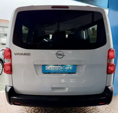Opel Vivaro 2024 - 34950 EUR, 102000 km - AUTO.MOTO.pt - 102000km - foto 9 de 24