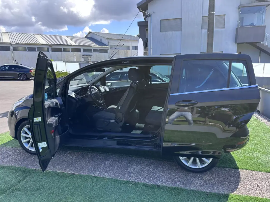 Ford B-Max 2017 - 9900 EUR, 130000 km - AUTO.MOTO.pt - 130000km - foto 19 de 53