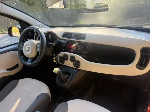 Fiat Panda 2012 - 6600 EUR, 145000 km - AUTO.MOTO.pt - 145000km - foto 5 de 23