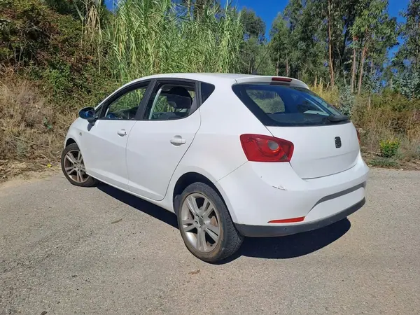 SEAT Ibiza 2011 — foto 3 de 9