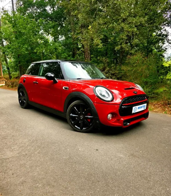 MINI 3 Portas 2015 - 15990 EUR, 138000 km - 138000km - foto 2 de 39