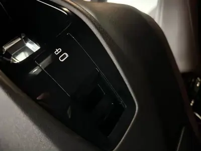 BMW iX 2023 - 53800 EUR, 42000 km - AUTO.MOTO.pt - 42000km - foto 14 de 20