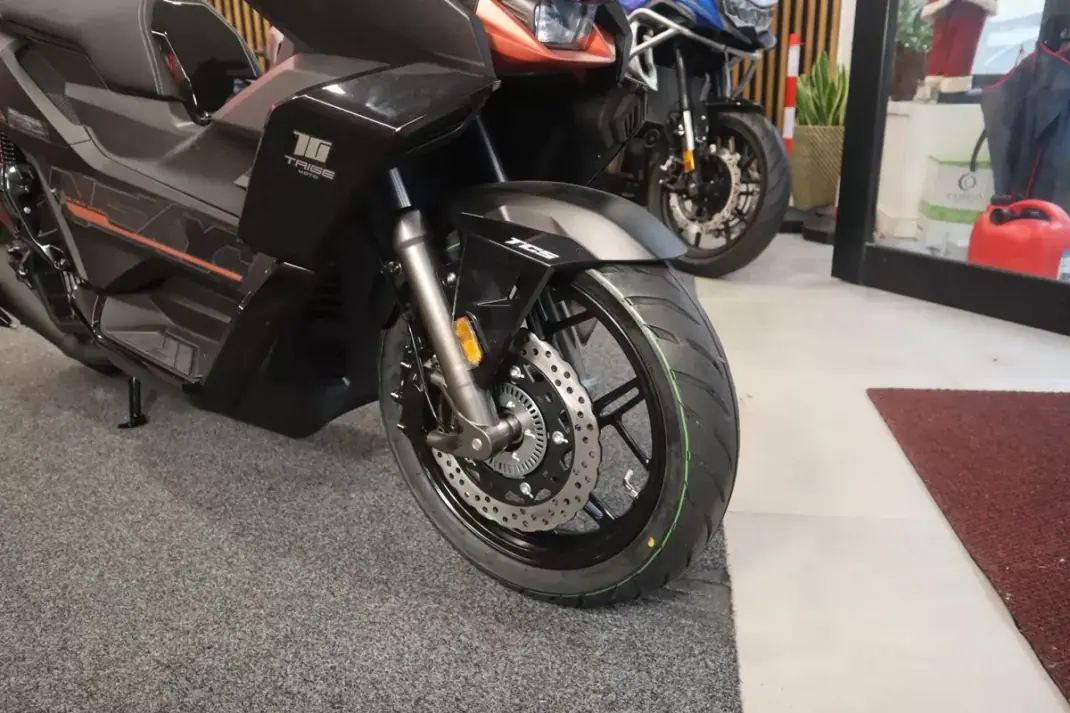 2026 - 2990 EUR, 1 km - AUTO.MOTO.pt - 1km - foto 21 de 27